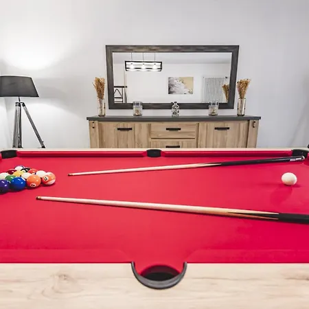 Le Logis Du Marquis Jacuzzi Billard Villa Dormans Room photo